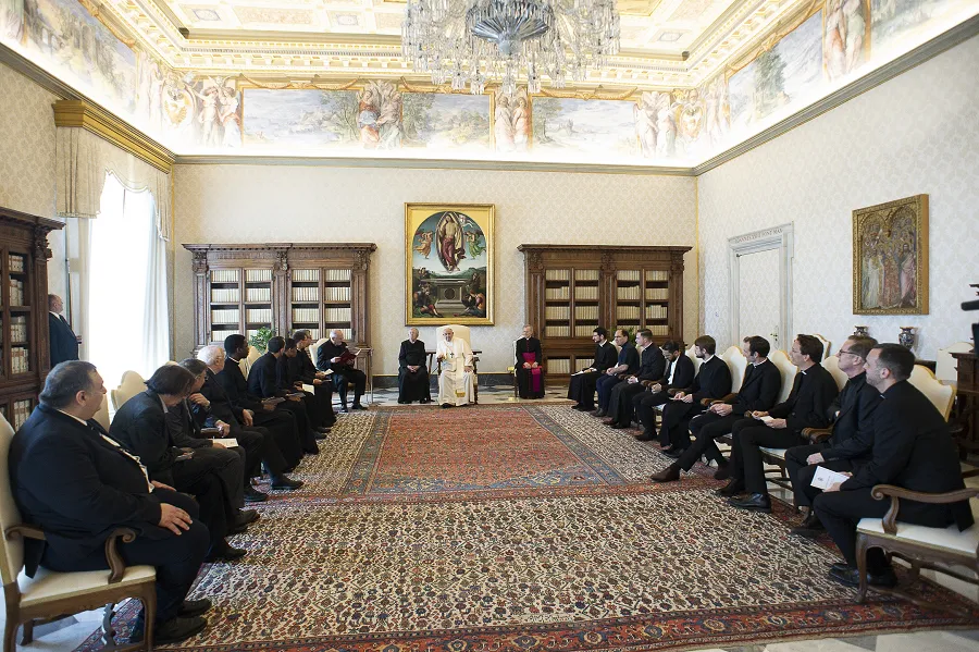 Pope Francis with French priests studying in Rome during a meeting at the Vatican on June 7, 2021.?w=200&h=150